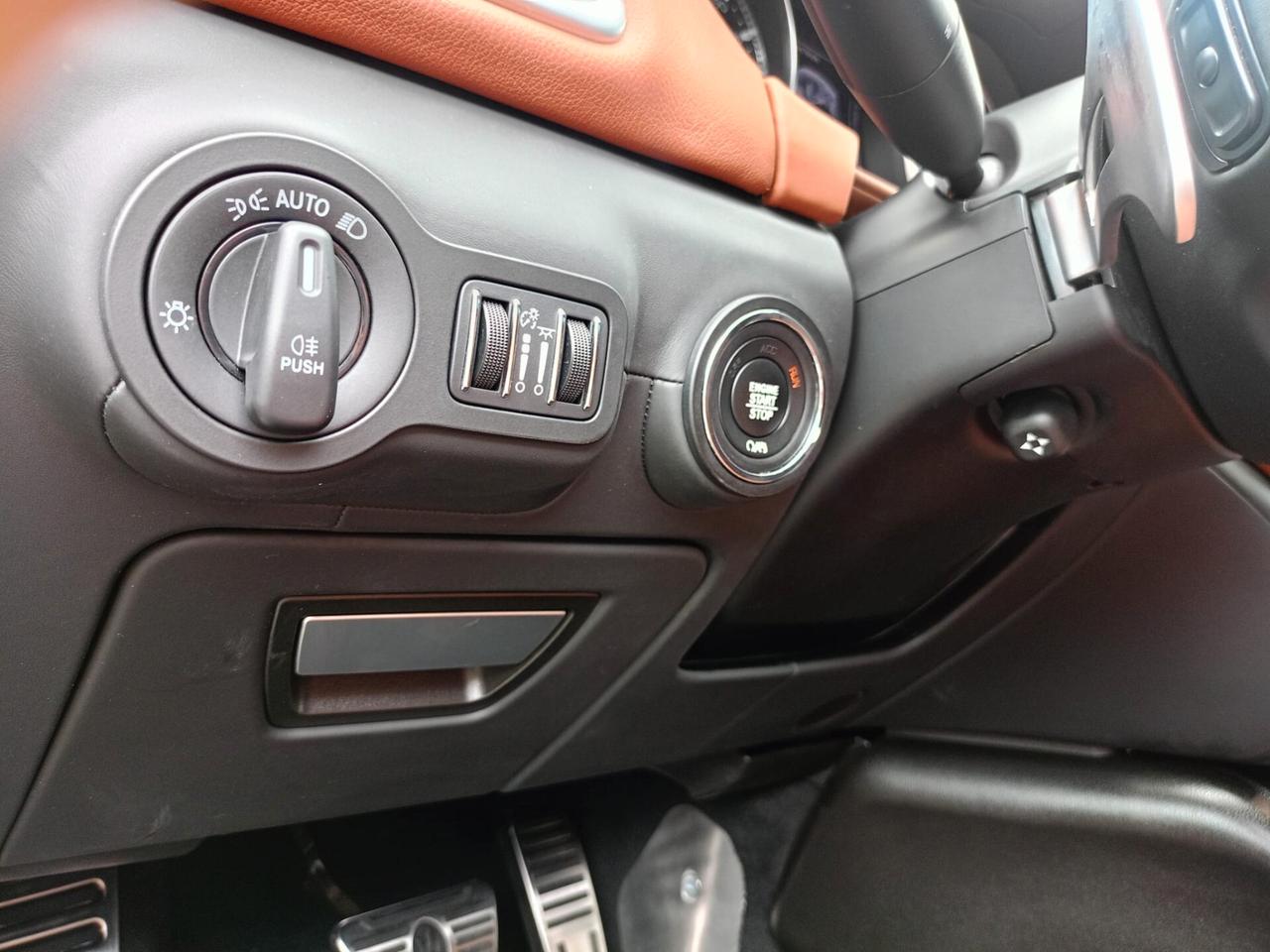 Maserati Ghibli 330 CV MHEV GT