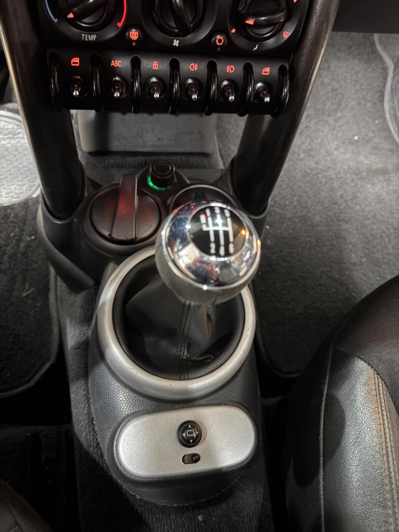 Mini 1.4 tdi One D de luxe OK NEOPATENTATI