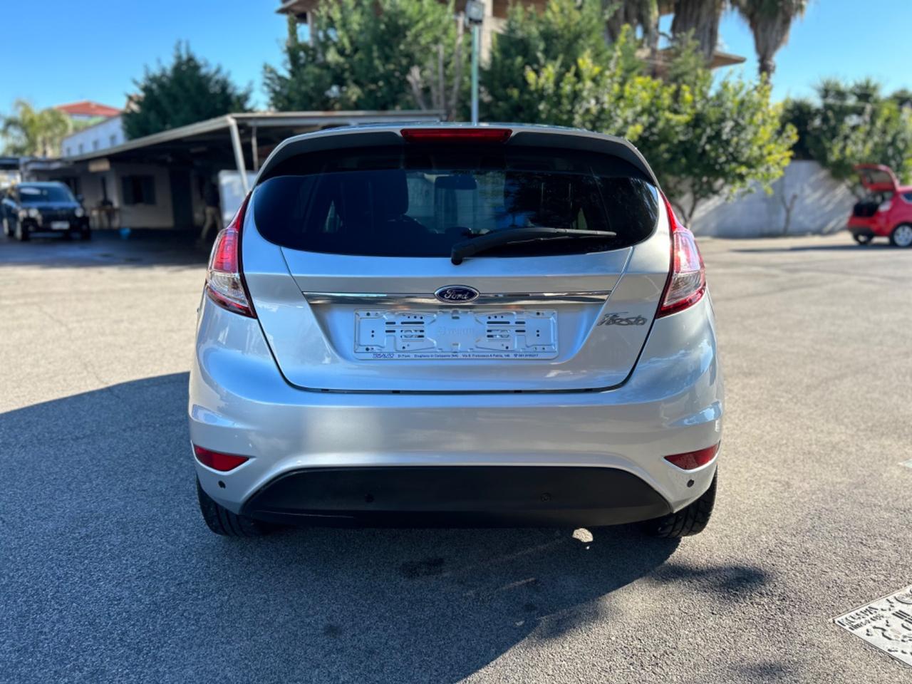 Ford Fiesta 1.5 TDCi 75CV 5 porte Titanium