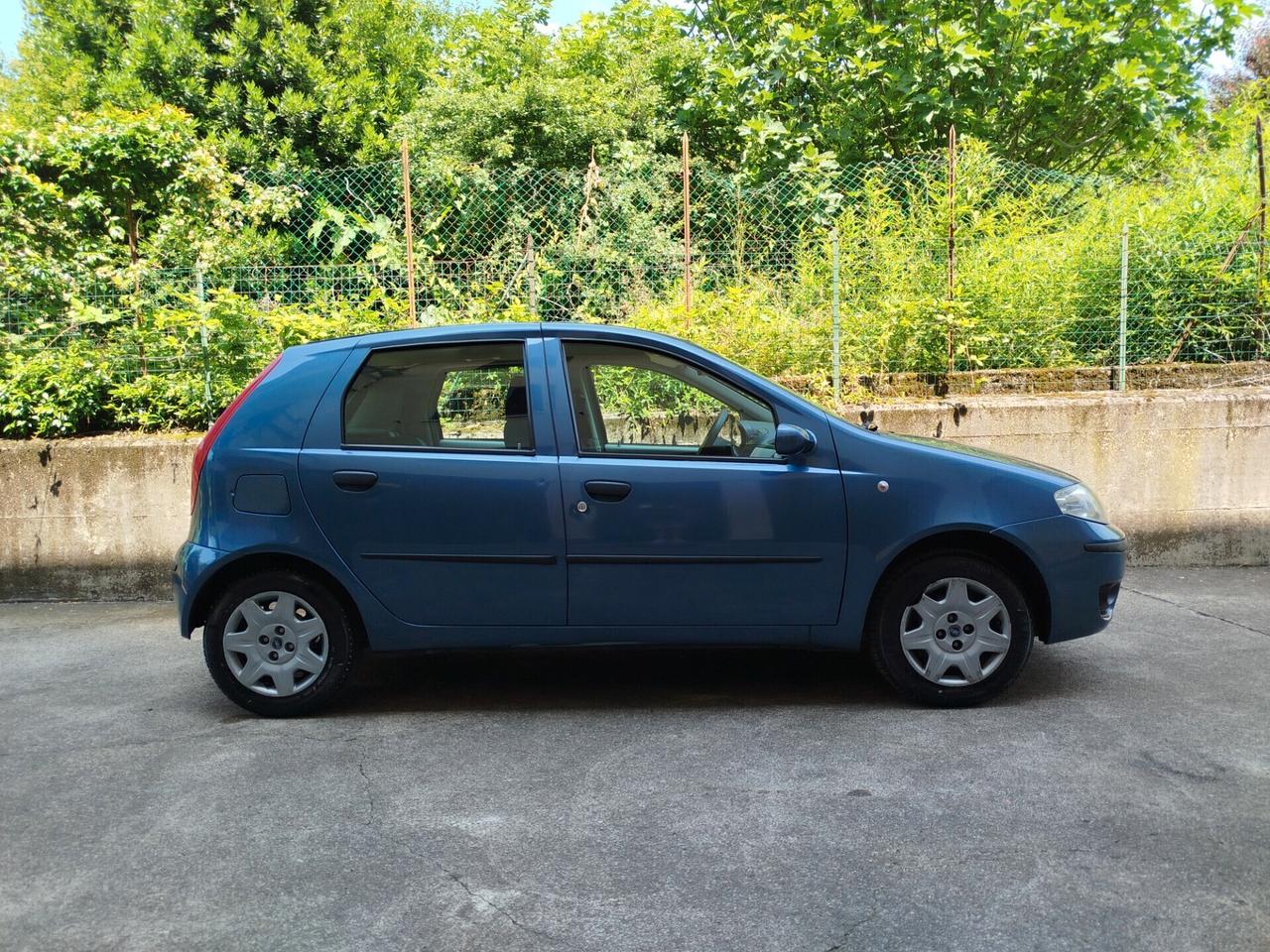 Fiat Punto 1.2 BENZINA 60cv / 44.000km / Neopat.