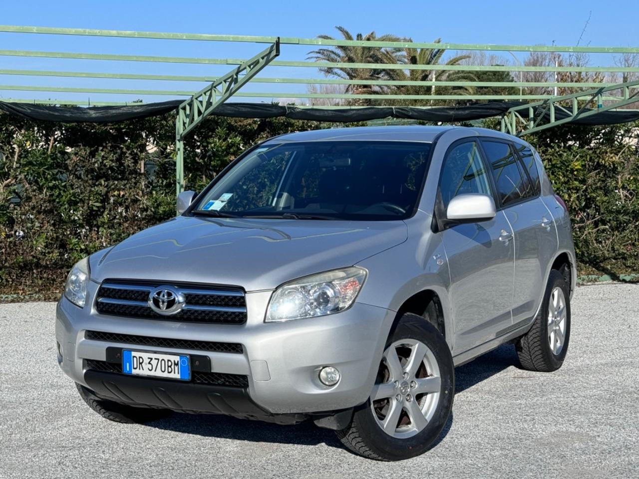 Toyota RAV 4 RAV4 2.2 D-4D 136 CV Luxury