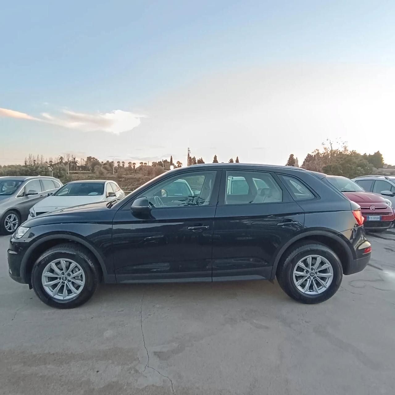 Audi Q5 2.0 TDI quattro S tronic Business Sport