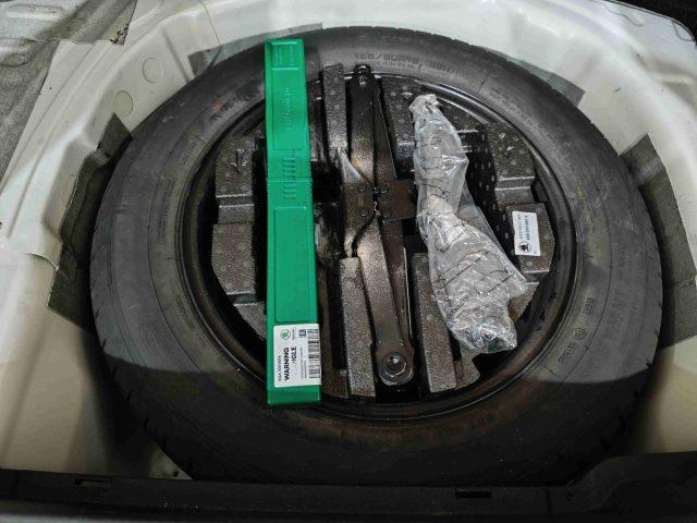 SKODA Kamiq 1.0 TSI Black Dots