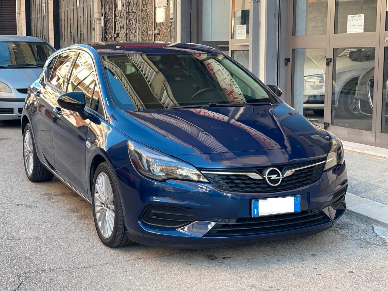 Opel Astra Berlina 1.5 122 CV Business Elegance