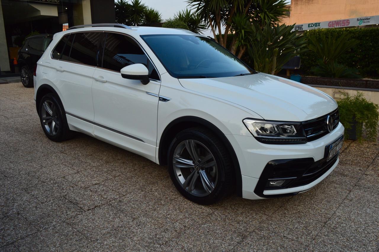 Volkswagen Tiguan 2.0 TDI 150 CV SCR DSG R-Line