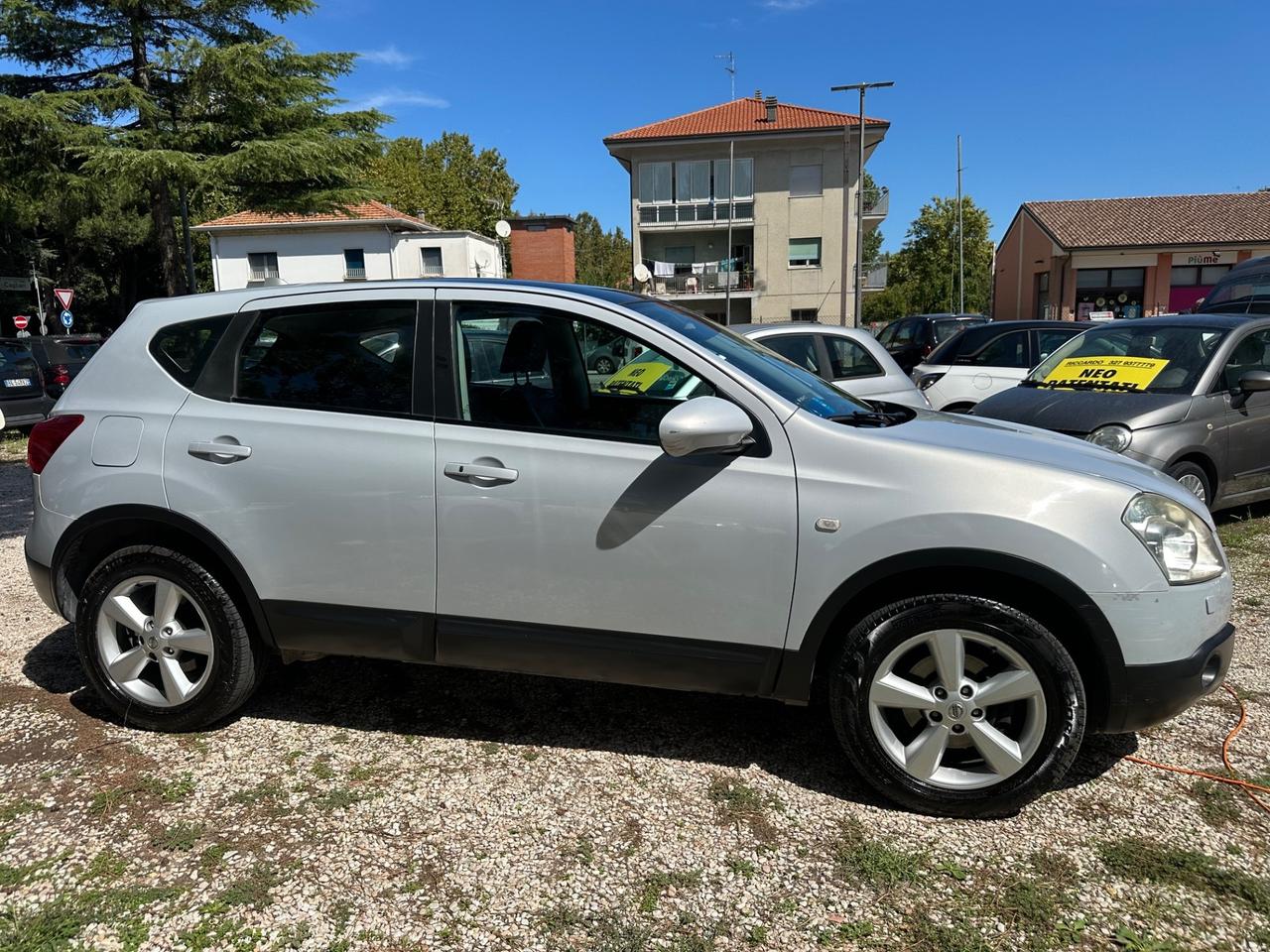 Nissan Qashqai 2.0 dCi DPF 4WD Tekna