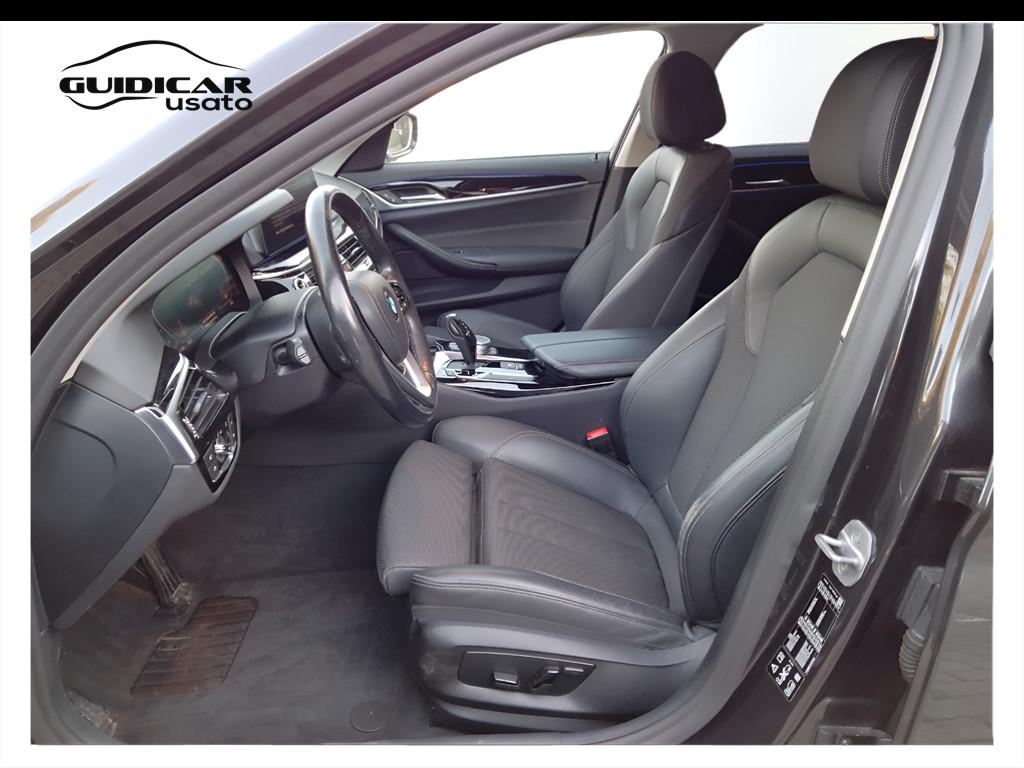 BMW Serie 5 G31 2020 Touring LCI - 520d Touring mhev 48V xdrive Luxury auto