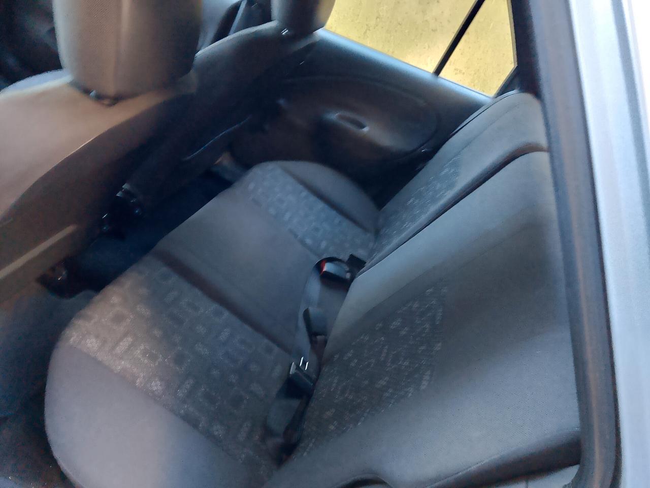 Ford Fiesta 1.4 16V 5p. Zetec