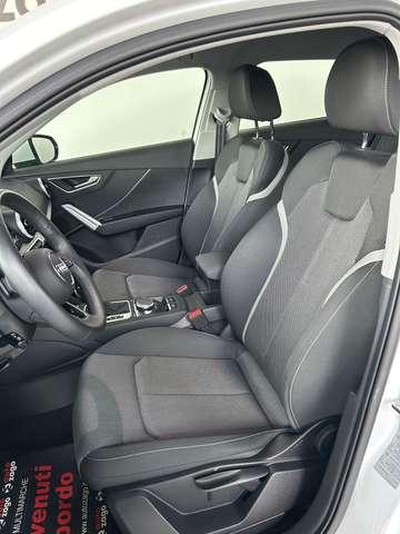 Audi Q2 35 1.5 tfsi Business Advanced s-tronic