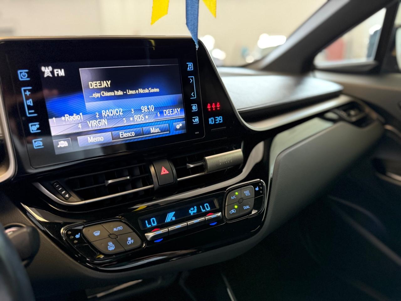 Toyota C-HR 1.8 Hybrid E-CVT Lounge