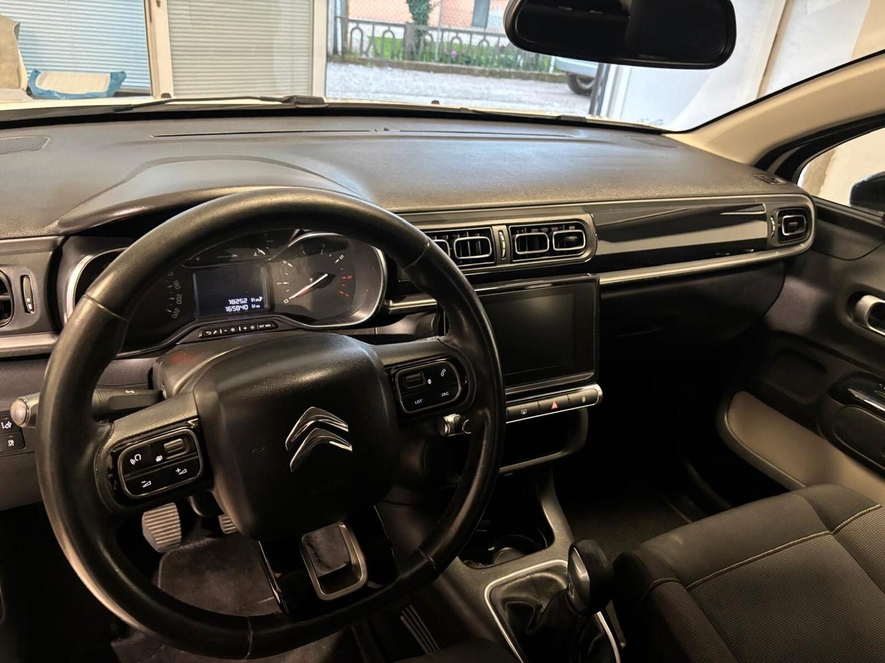 Citroen C3 PureTech 82 GPL Shine
