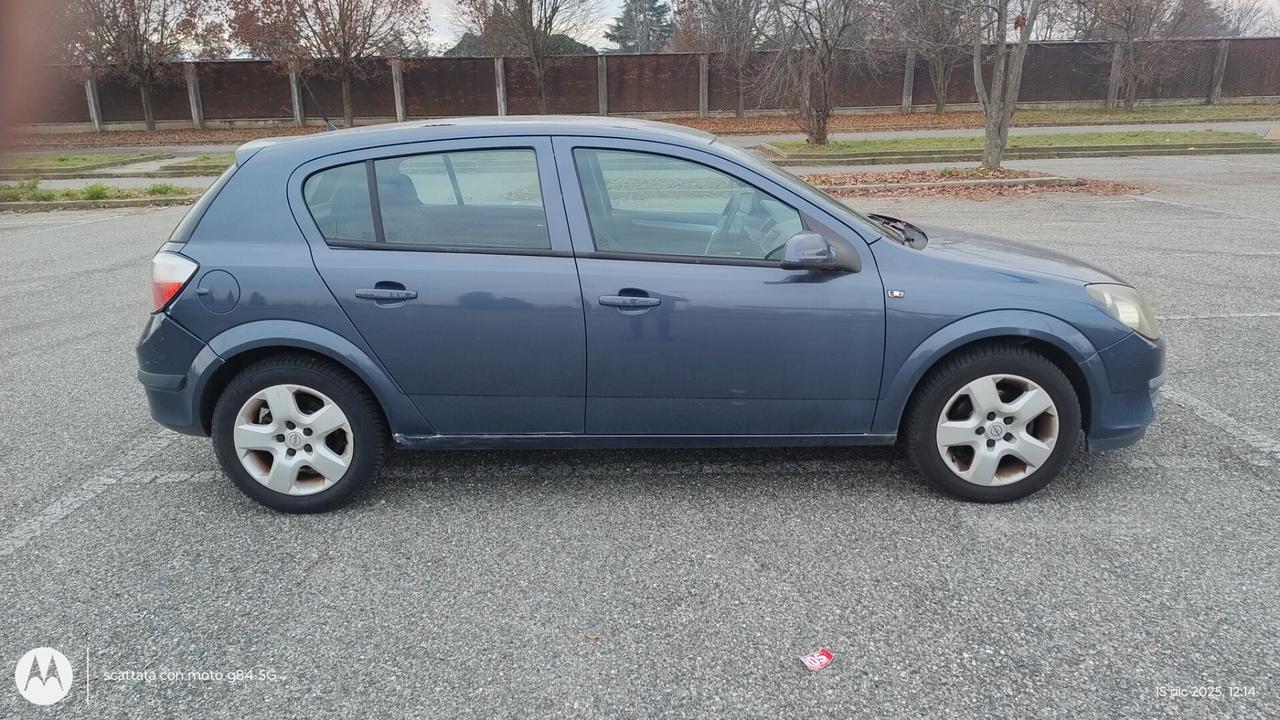 Opel Astra 1.3 CDTI 5P Club Unico prop