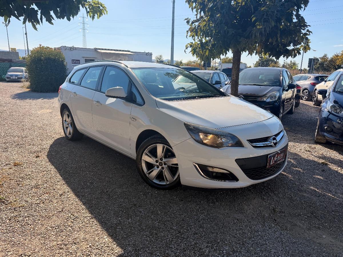OPEL - Astra Station Wagon Sports Tourer 1.4 t. Cosmo Gpl Tech 140cv