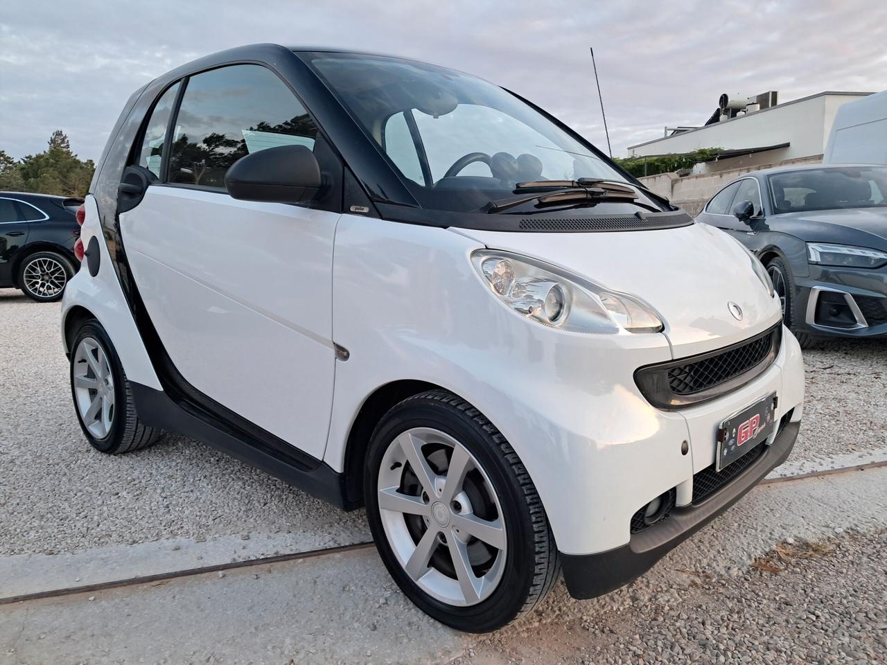 Smart ForTwo 800 33 kW coupé passion cdi