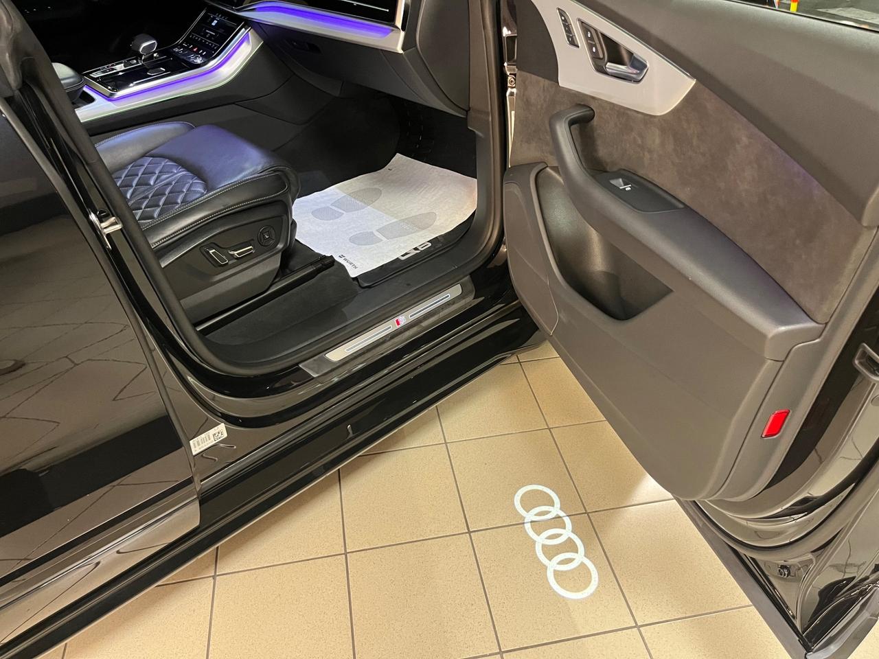 Audi Q8 45 TDI quattro S-Line Matrix/Tetto iva ESPOSTA!!