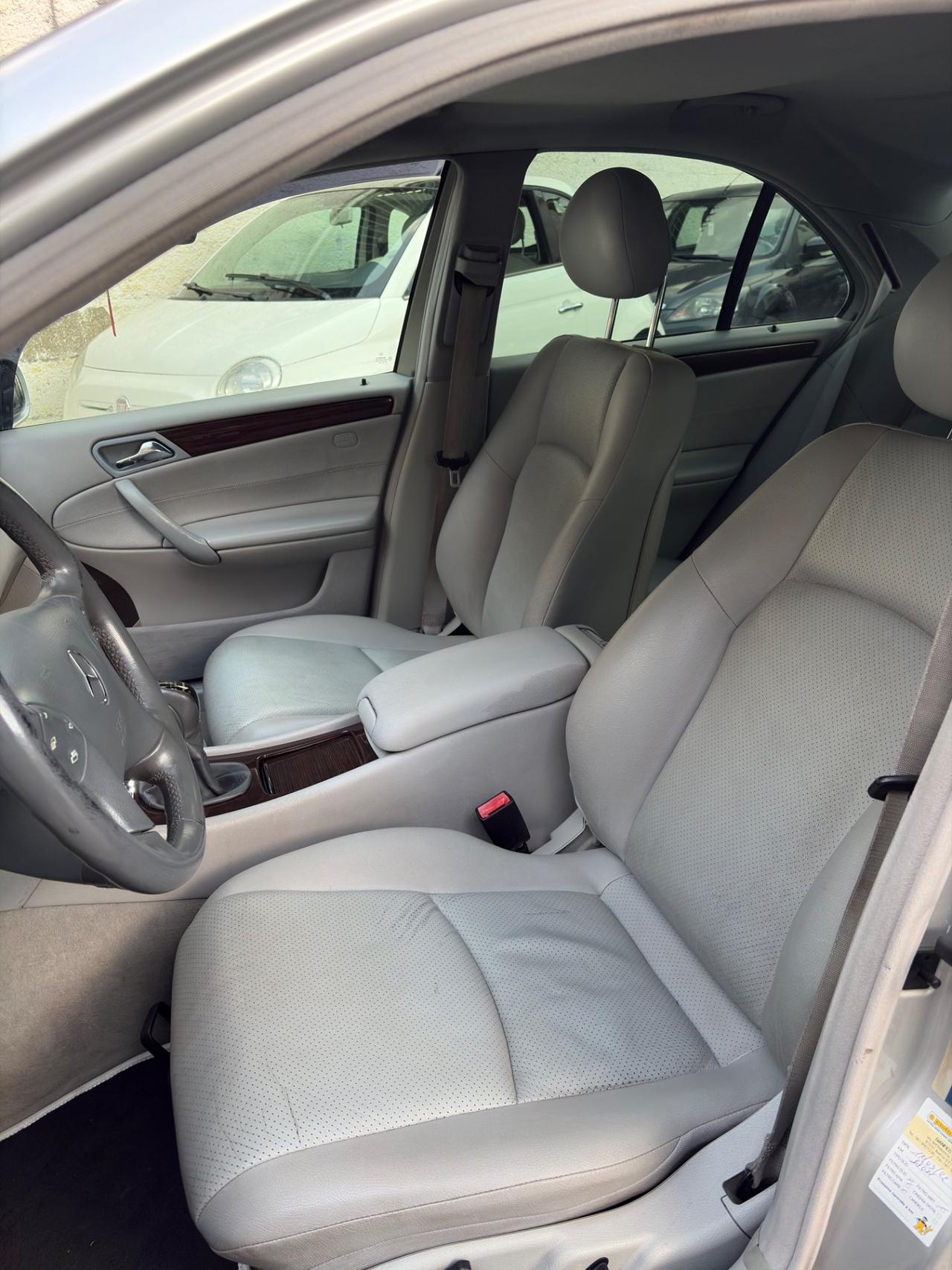 Mercedes classe C 220 CDI 105000km