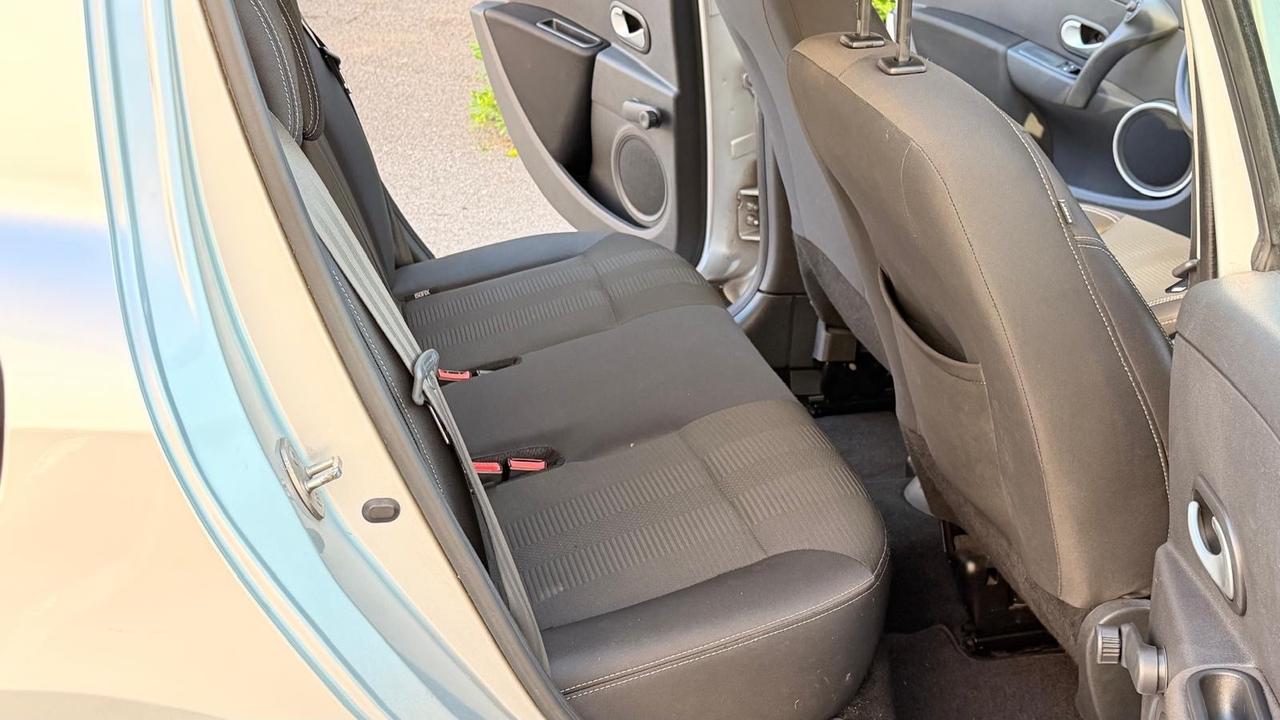 Renault Clio 1.2 16V 5 porte 20th Anniversario