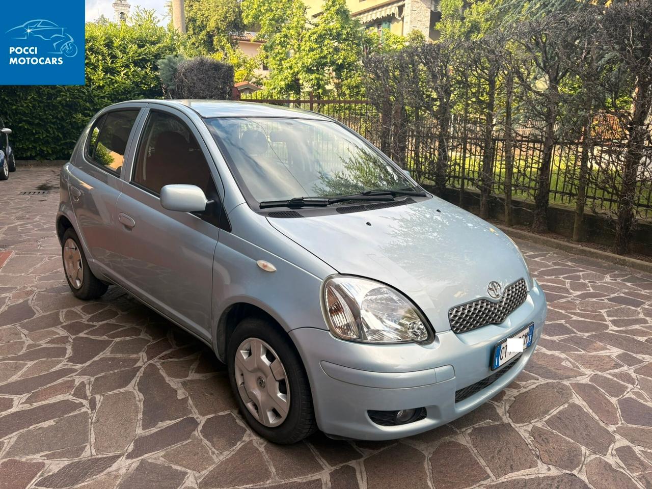 Toyota Yaris 1.0i 16V cat 5 porte Sol