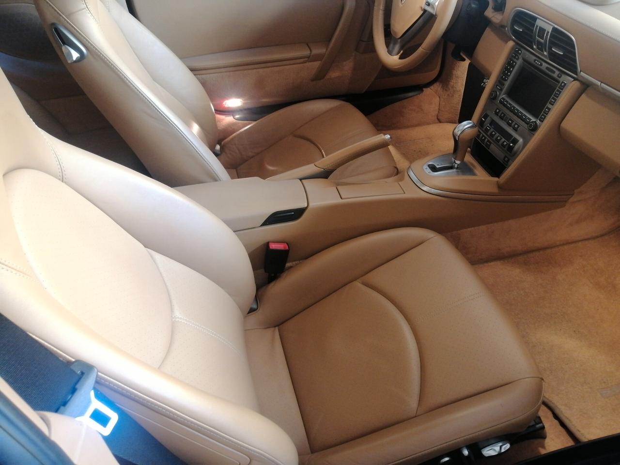 Porsche 911 Carrera 4S Coupé