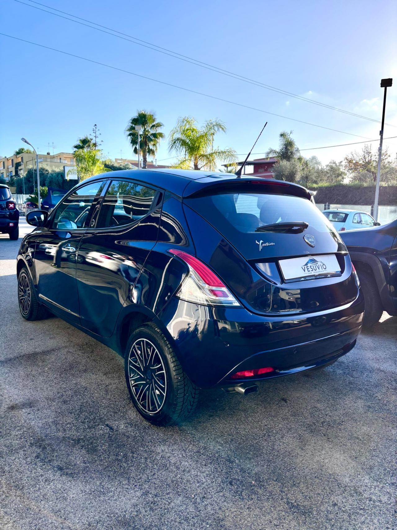 Lancia Ypsilon 1.2 69 CV 5 porte GPL Ecochic Gold