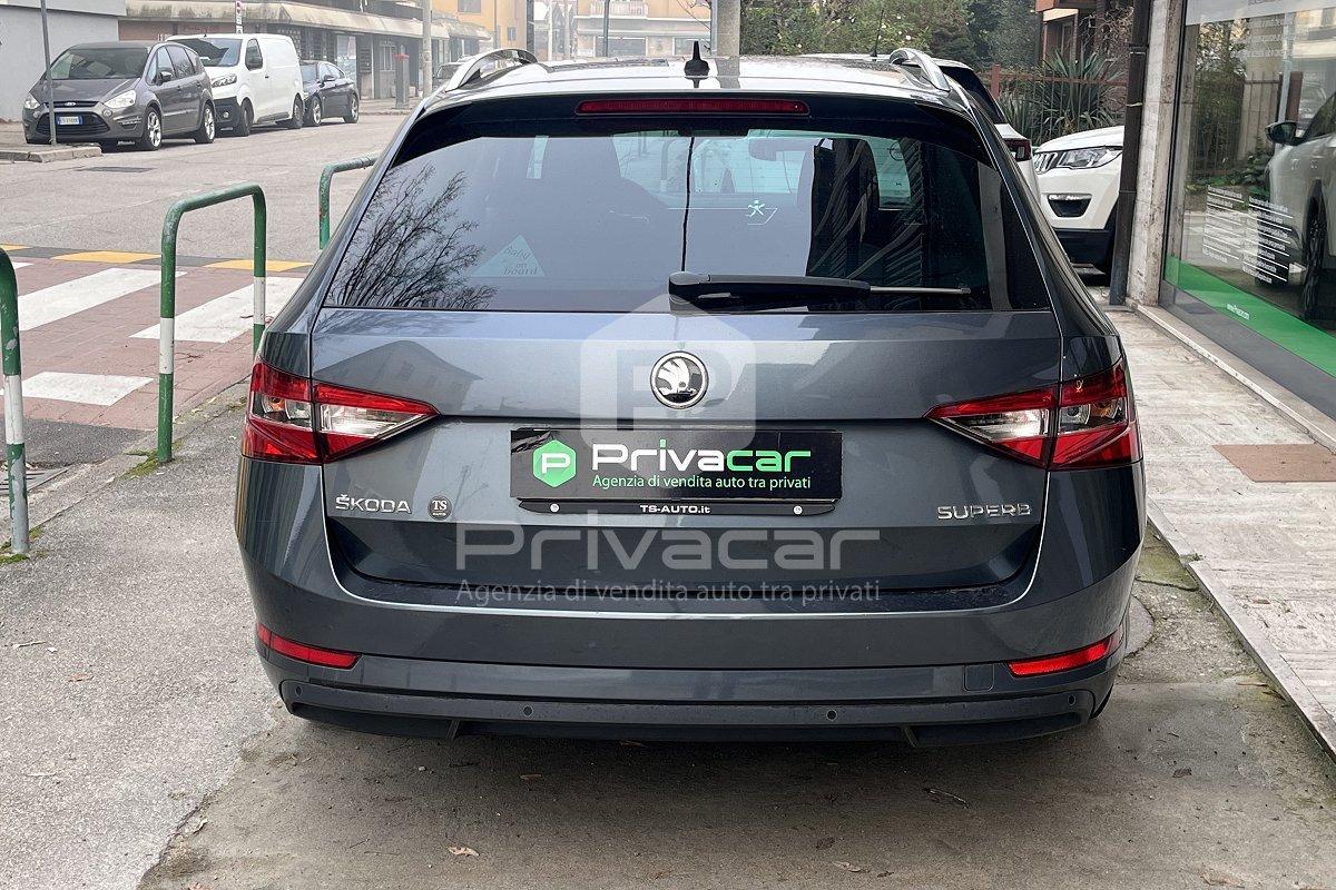 SKODA Superb 1.6 TDI DSG Wagon Executive