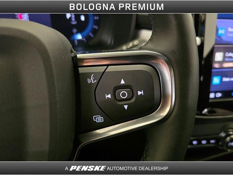 Volvo XC40 XC40 B3 automatico Core