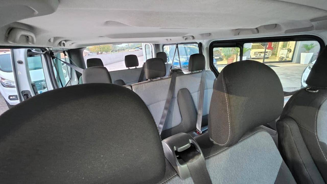 Opel Vivaro 1.6 dCi BiTurbo 125CV 9 posti Nazionale