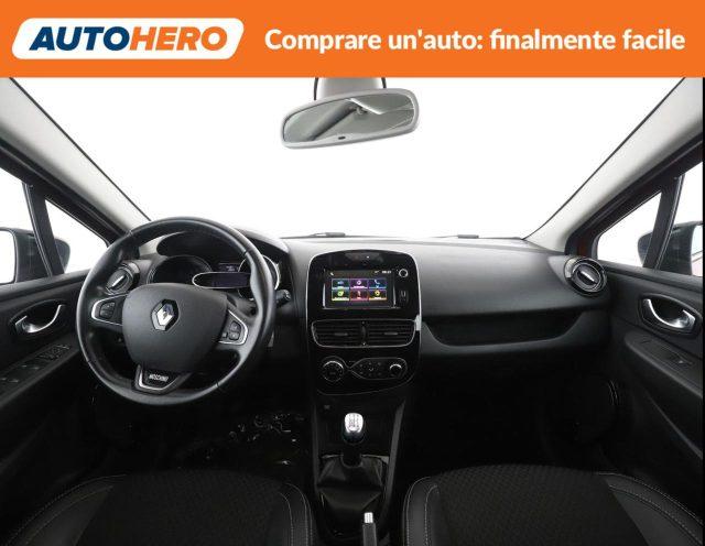 RENAULT Clio TCe 12V 90 CV 5 porte Moschino Intens