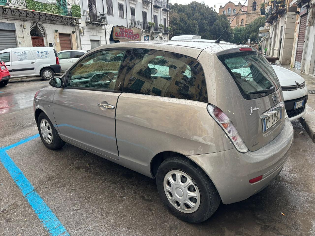 Lancia Ypsilon 1.2 Argento NEOPATENTATI FINANZIABILE