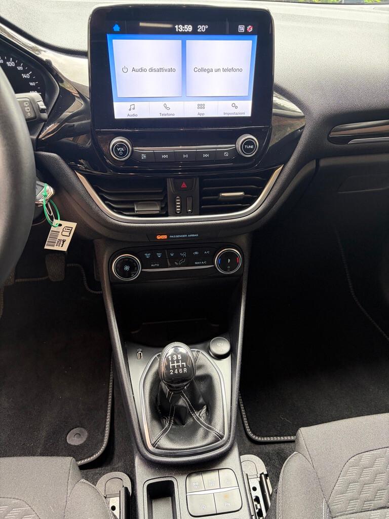 Ford Fiesta 1.0 Ecoboost Hybrid 125 CV 5 porte Titanium 2400 KM !!