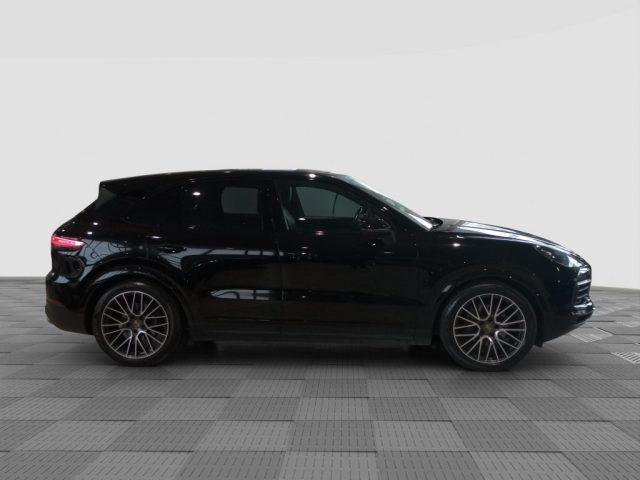 PORSCHE Cayenne Cayenne