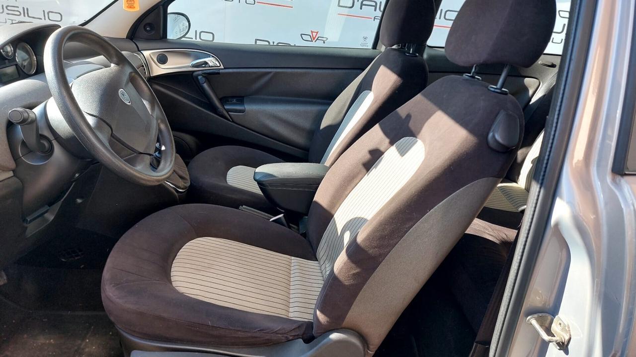 Lancia Ypsilon 1.2 GPL