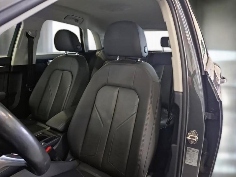 AUDI Q3 35 TDI S tronic Business