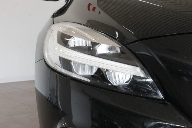 VOLVO V40 Cross Country D2 Business FULL-LED