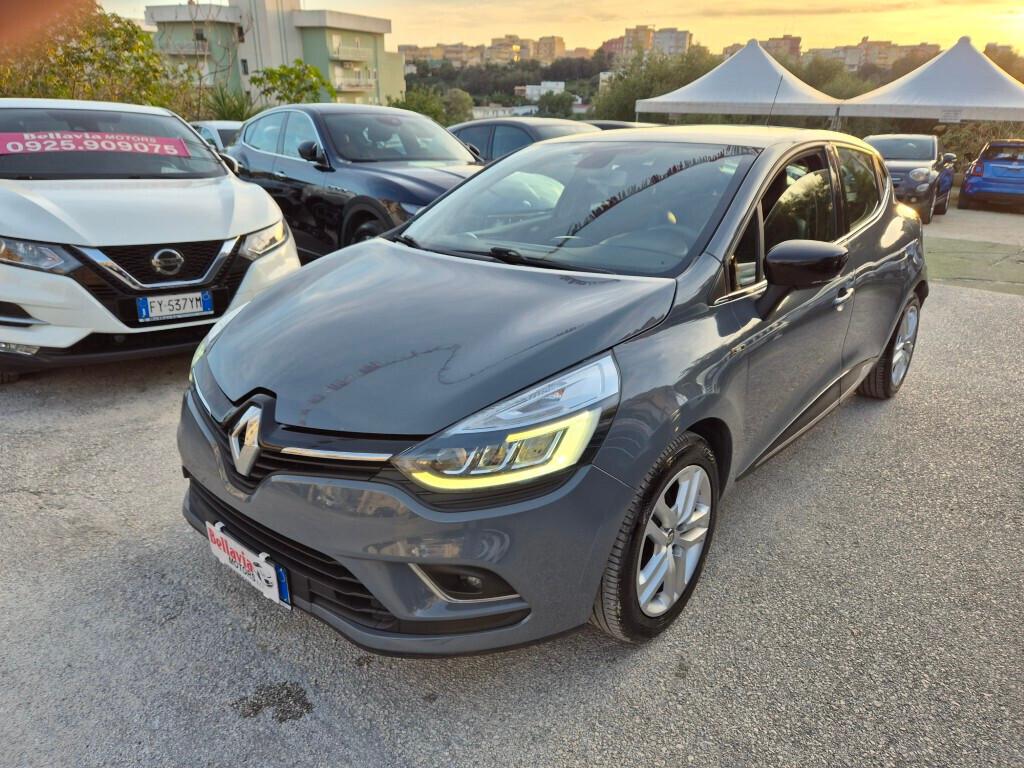 Renault Clio 1.5 dCi MOSCHINO FULL LED NAVI CAMERA