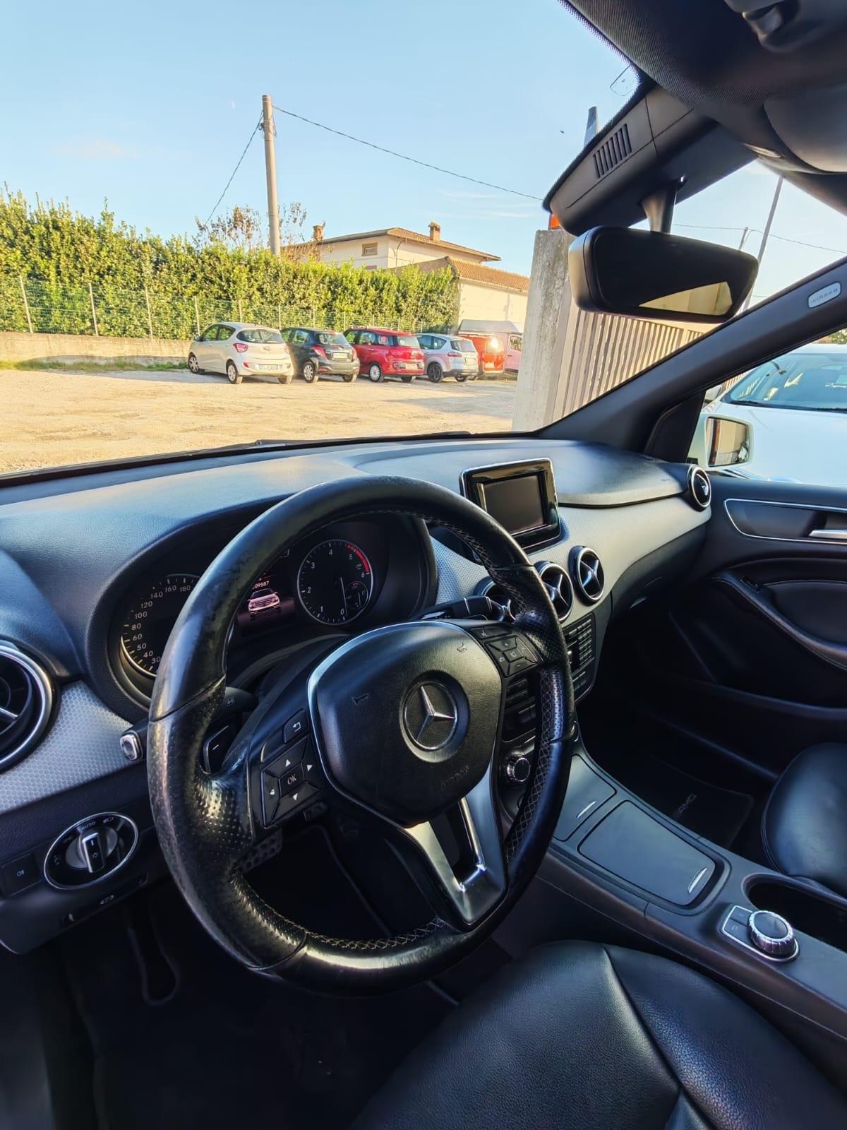 Mercedes-benz B 180 CDI Automatic Premium full