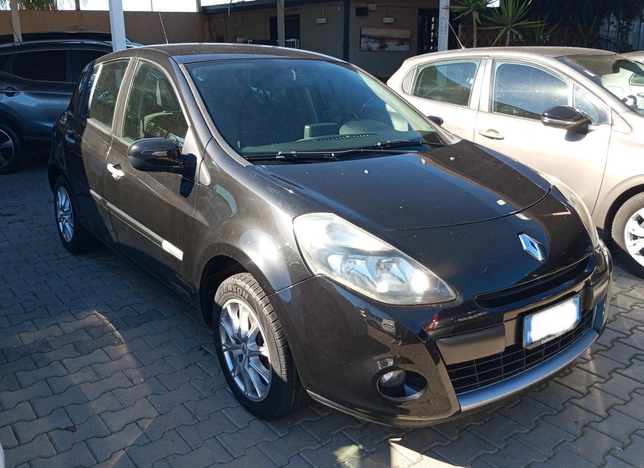 Renault Clio 1.2 16V 5 porte Confort