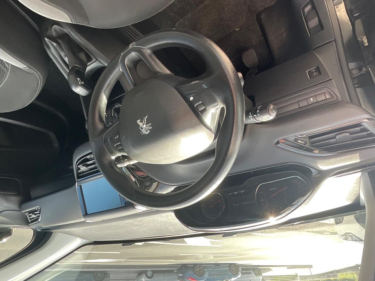 Peugeot 208 1.2 VTi 82 CV 3 porte Active