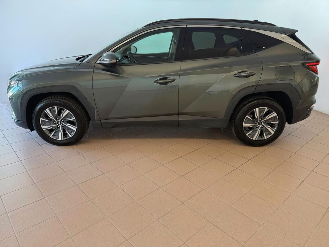 HYUNDAI TUCSON SUV 1.6 HEV 2WD 230CV XLINE AUTO