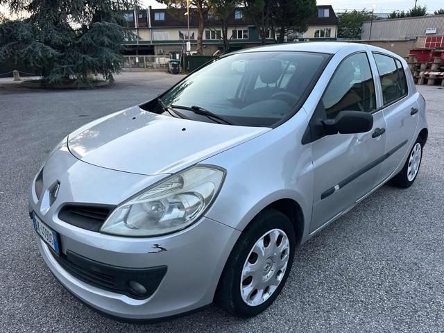 RENAULT Clio 1.5 dCi 70CV 5 porte perfetta di meccanica