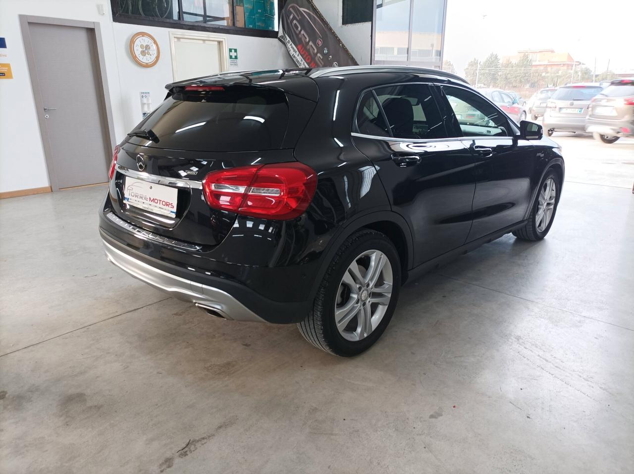 Mercedes-benz GLA 220 d Automatic 4Matic Sport 02/2016