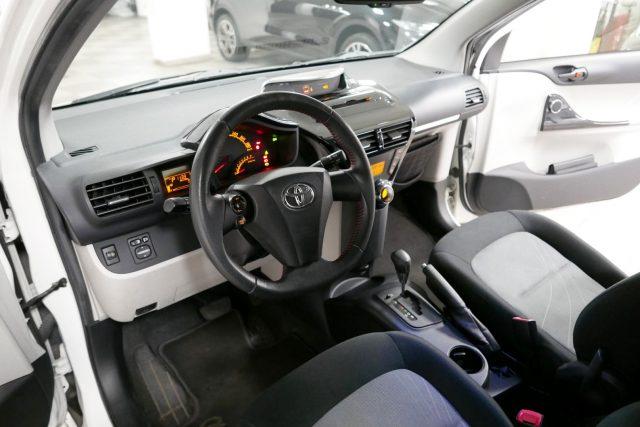 TOYOTA iQ 1.0 CVT Lounge