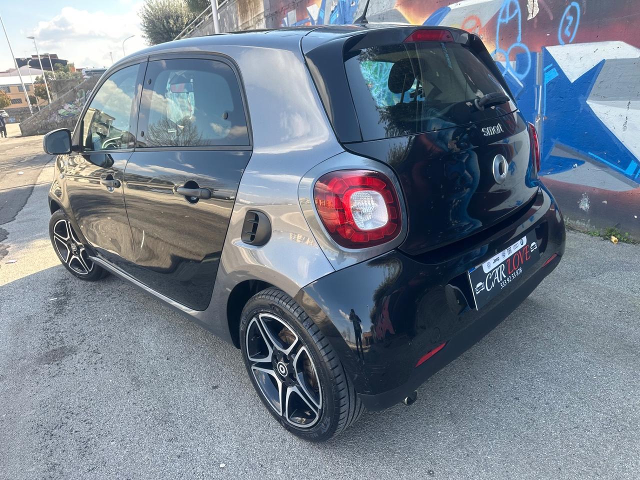 SMART FORFOUR PASSION 90CV AUT/F1/TETTO/NAVI/LED