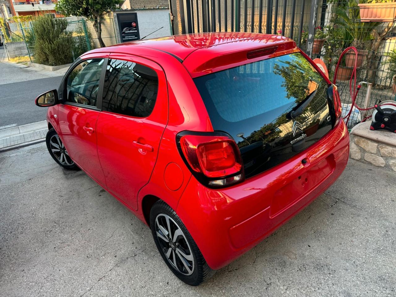 Citroen C1 VTi 68 3 porte Shine