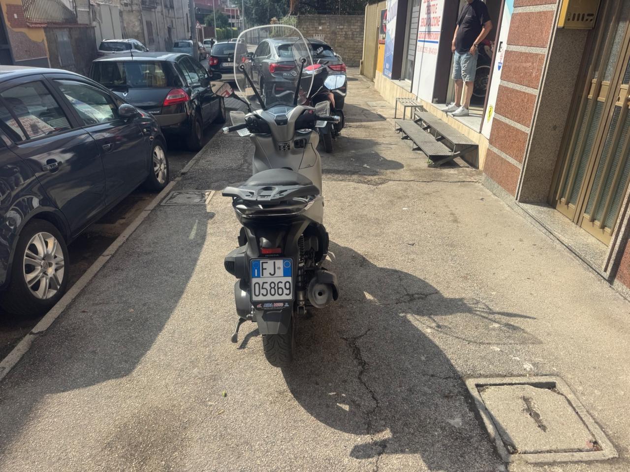 Honda SH 350 Sport