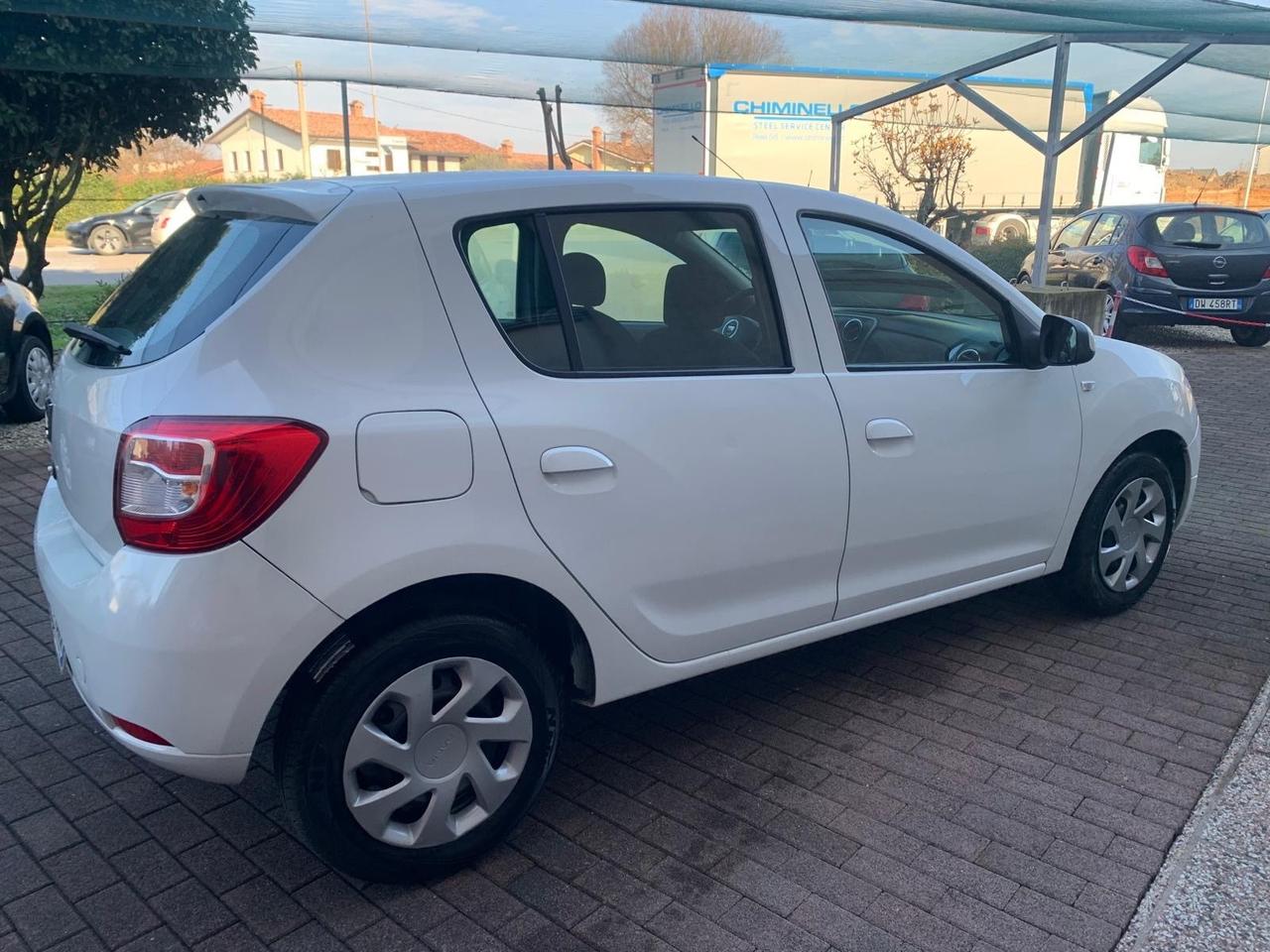 Dacia Sandero 1.2 GPL 75CV Lauréate benz gpl