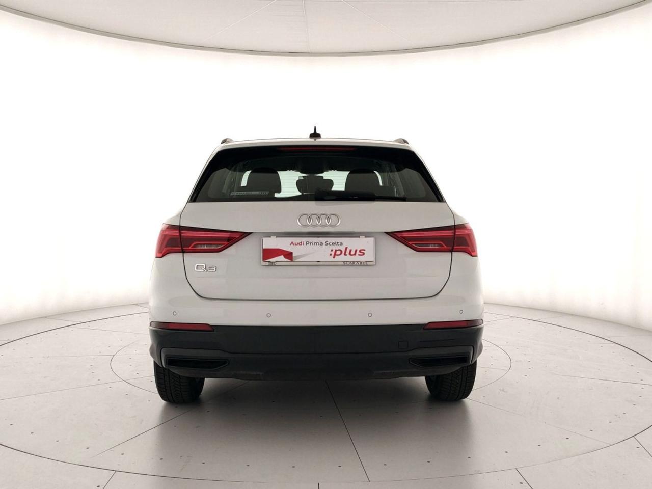 Audi Q3 35 1.5 tfsi business advanced s-tronic