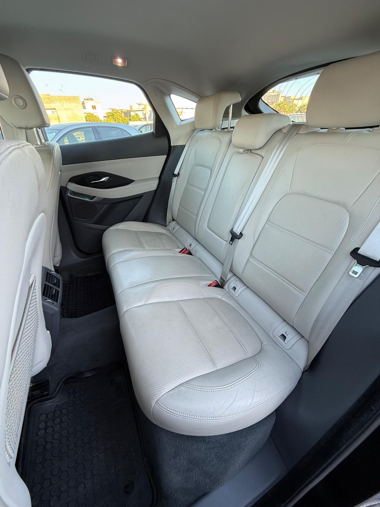 Jaguar E-Pace 2.0D 150 CV R-Dynamic