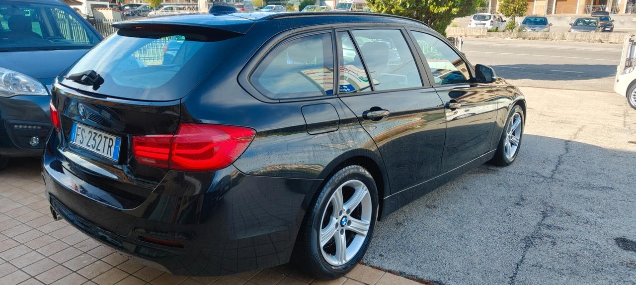 Bmw 320 320d Efficient Dynamics Touring Business Advantage aut.