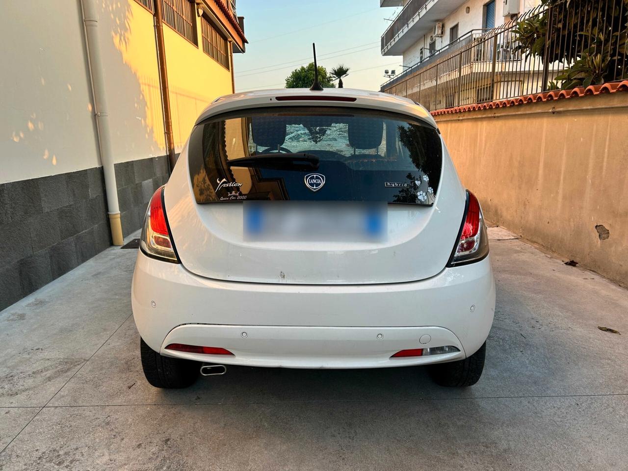 Lancia Ypsilon 1.0 Hybrid - 2021 Incidentata